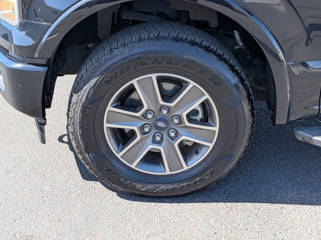 Used 2017 Ford F150 XLT w/ Equipment Group 302A Luxury AWD/4WD image 14