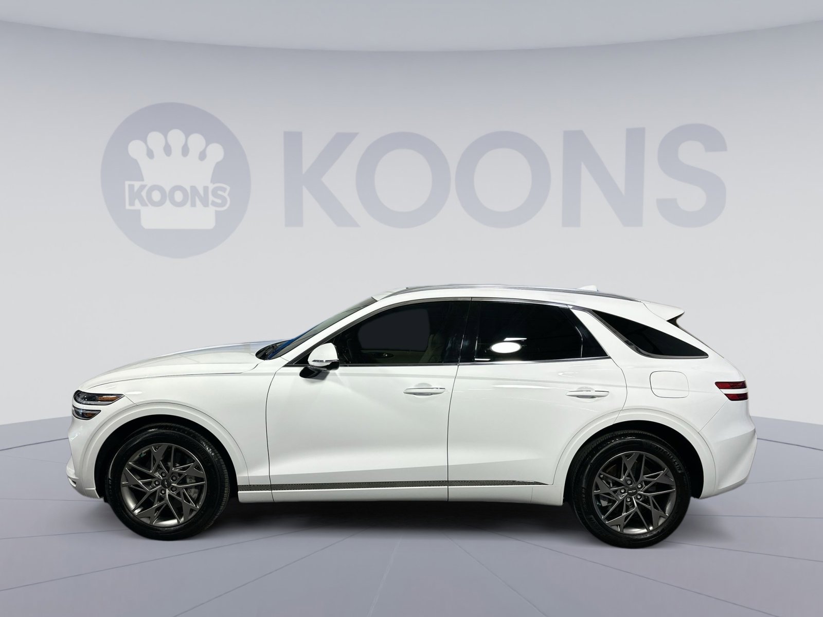 Used 2024 Genesis GV70 2.5T w/ Advanced Package image 2