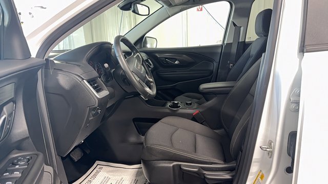 Used 2024 GMC Terrain SLE image 5