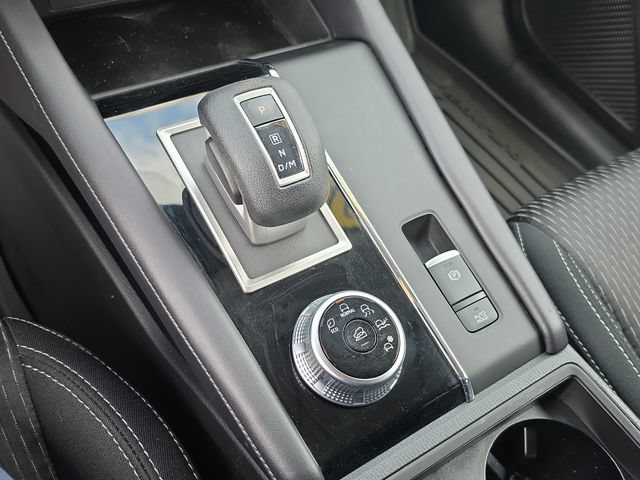 Used 2024 Mitsubishi Outlander ES FWD image 26