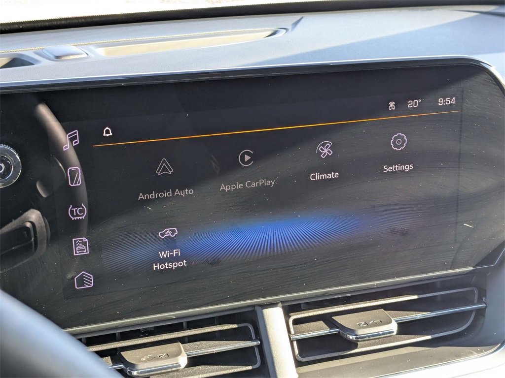 Used 2025 Chevrolet Trax LT w/ LT Convenience Package image 18