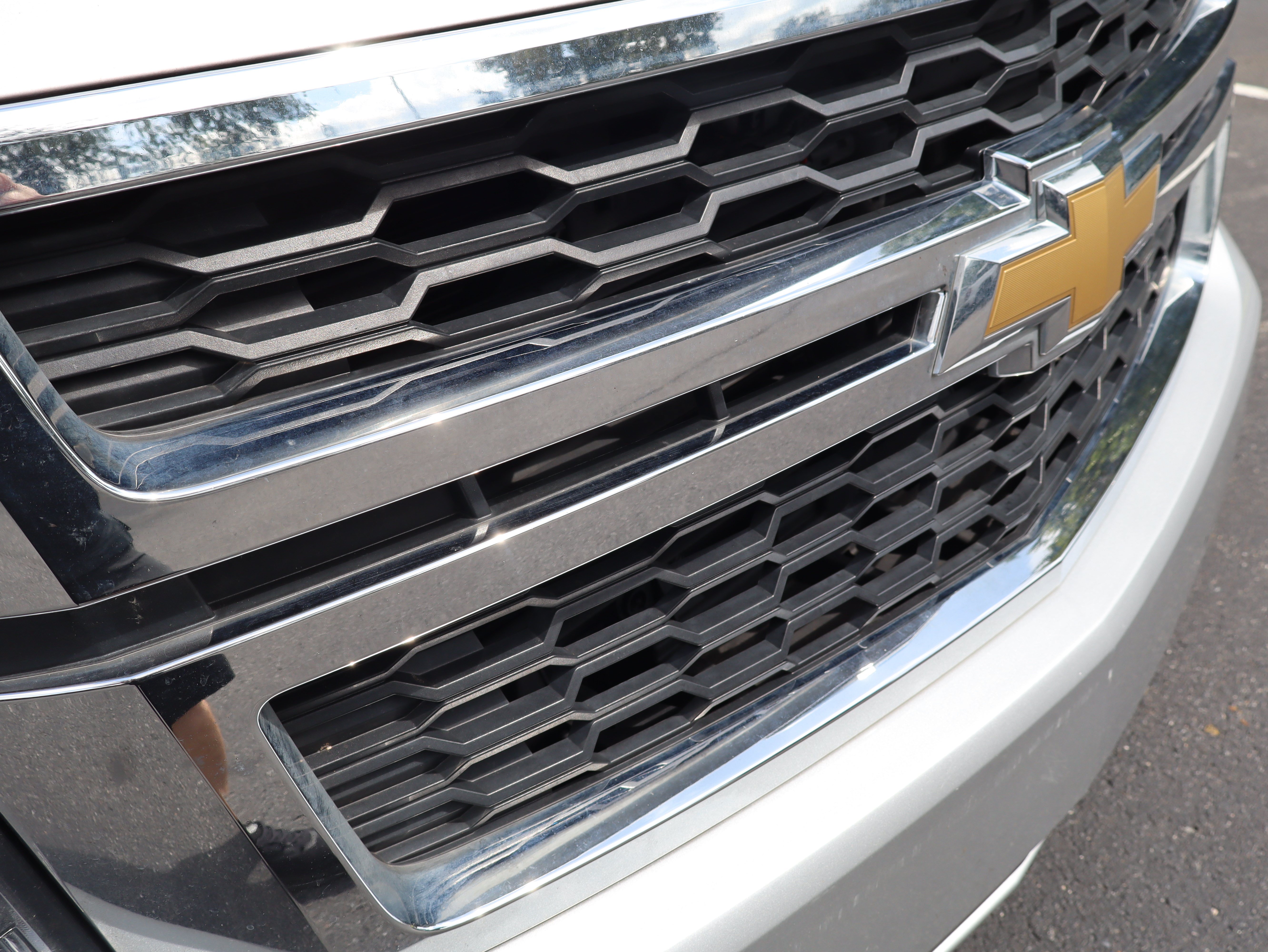 Used 2017 Chevrolet Suburban LT w/ Luxury Package RWD image 62