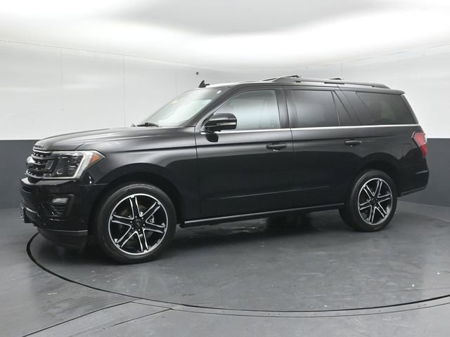 Certified 2020 Ford Expedition Limited w/ Equipment Group 303A image 4