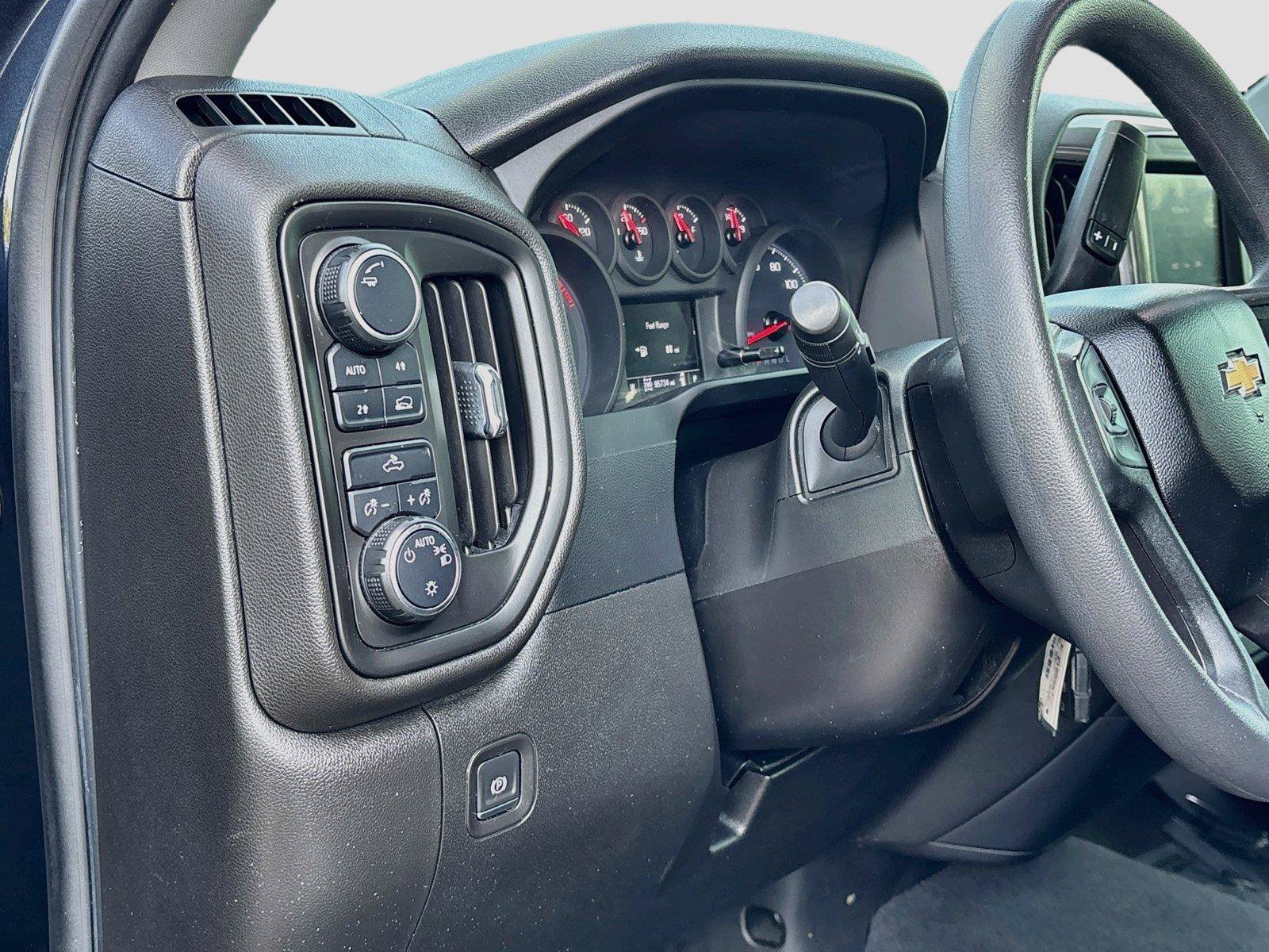 Used 2022 Chevrolet Silverado 1500 Custom AWD/4WD image 10