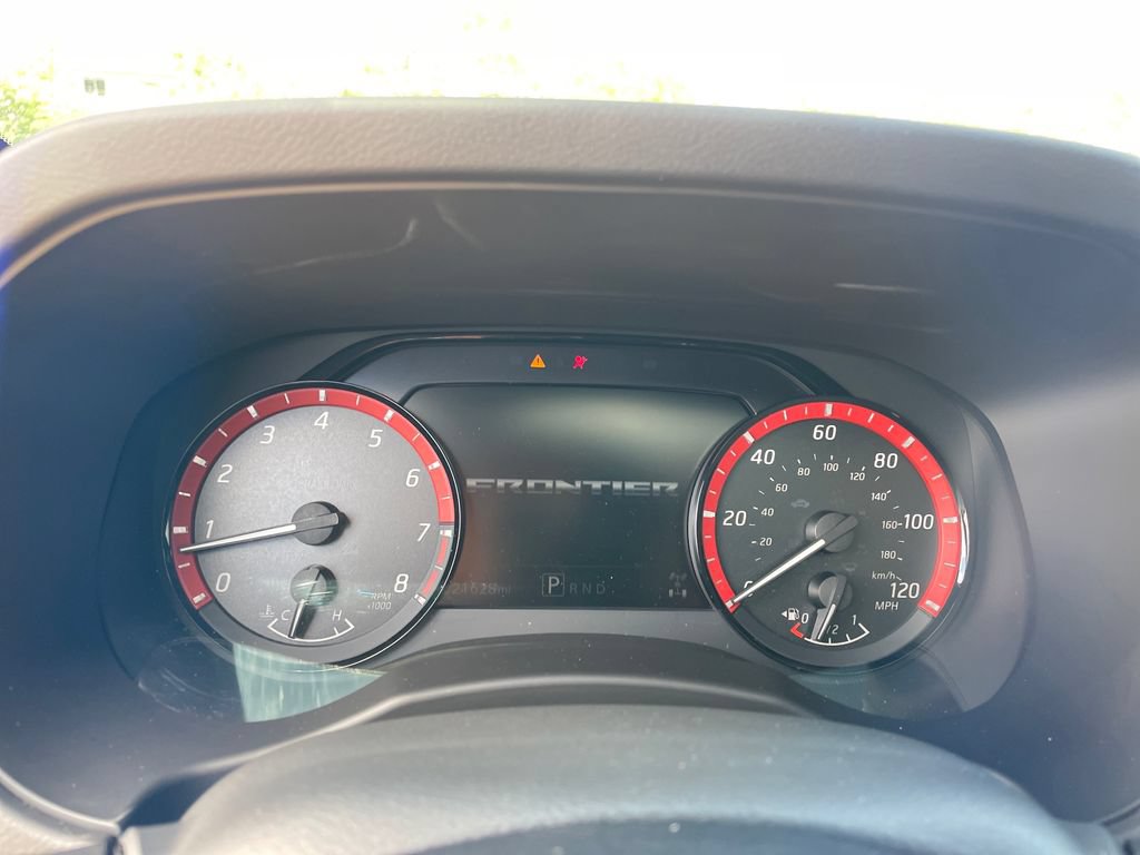 Used 2025 Nissan Frontier PRO-4X w/ Pro Premium Package AWD/4WD image 18