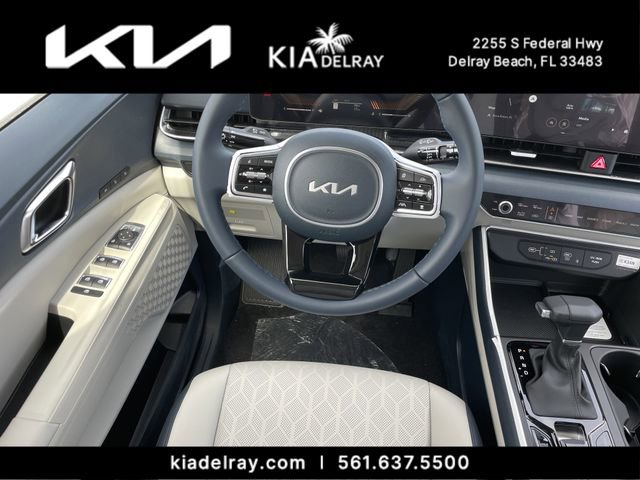 New 2026 Kia Carnival EX image 13