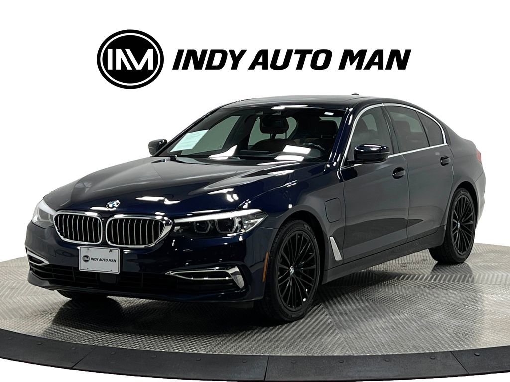 Used 2020 BMW 530e xDrive w/ Premium Package AWD/4WD image 8