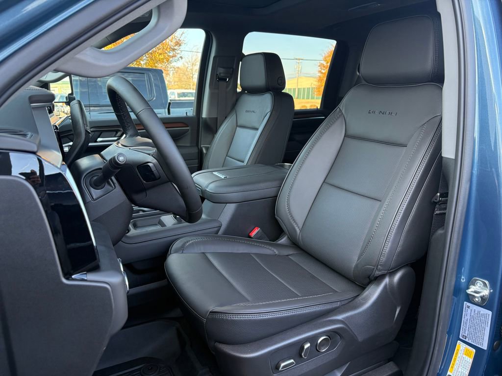 New 2026 GMC Sierra 2500 Denali w/ Technology Package image 18