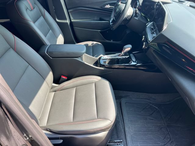 Used 2025 Chevrolet Trax RS w/ Driver Confidence Package FWD image 15