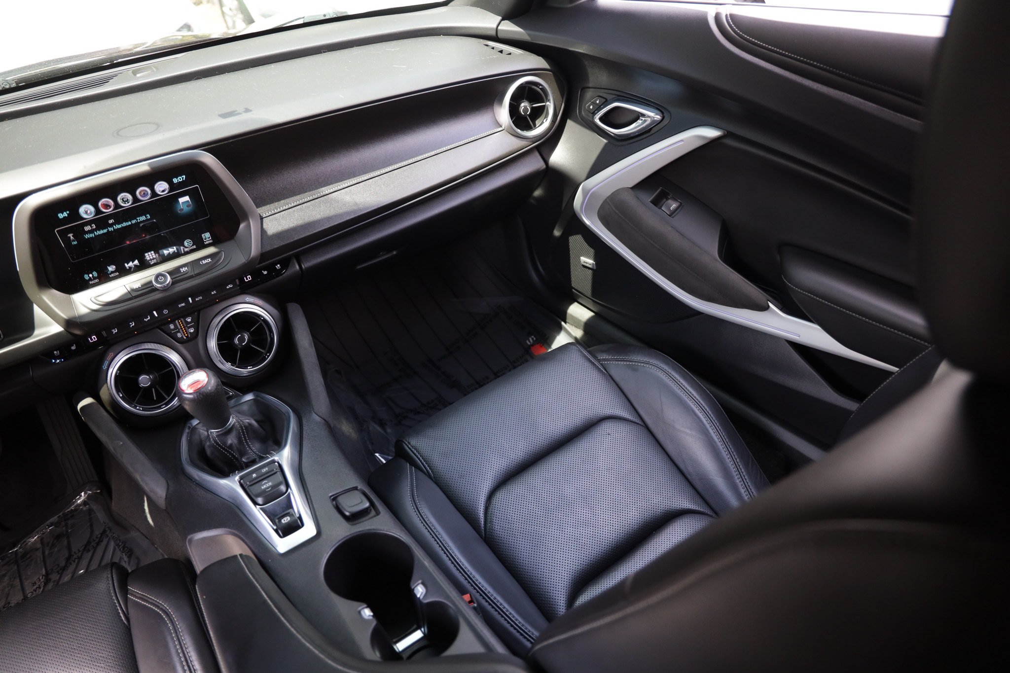 Used 2016 Chevrolet Camaro SS RWD image 24