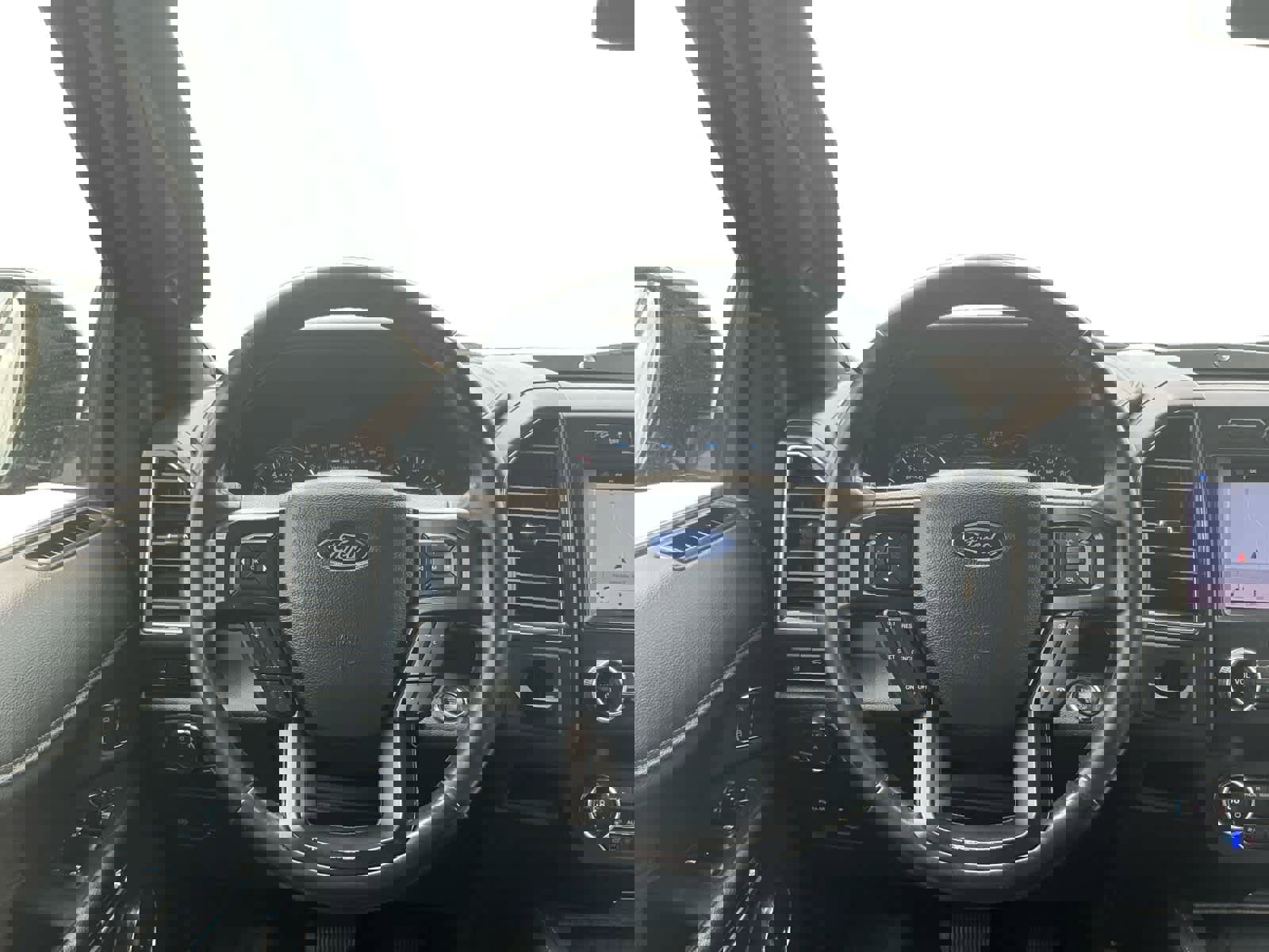 Used 2019 Ford Expedition Limited image 12