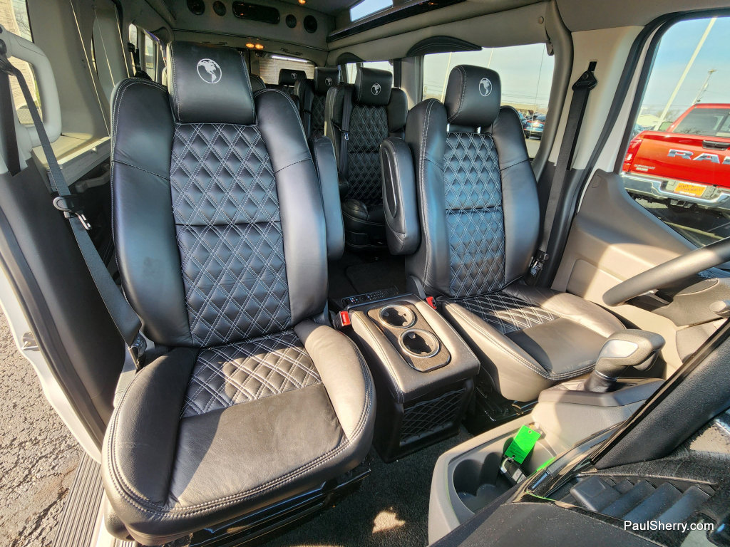 Used 2023 Ford Transit 150 Low Roof AWD image 4