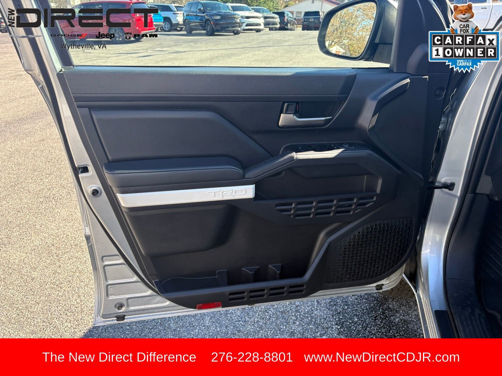 Used 2024 Toyota Tacoma TRD Off-Road image 11