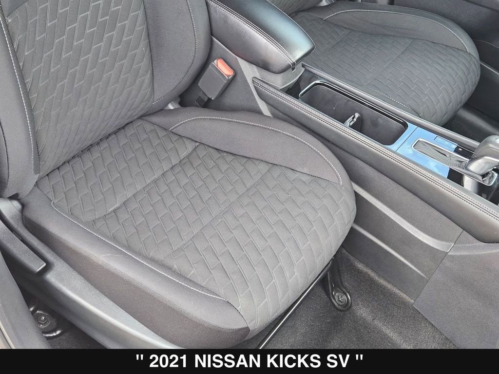 Used 2021 Nissan Kicks SV image 29
