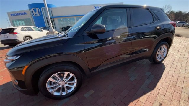 Used 2025 Chevrolet TrailBlazer LS w/ LS Convenience Package image 6