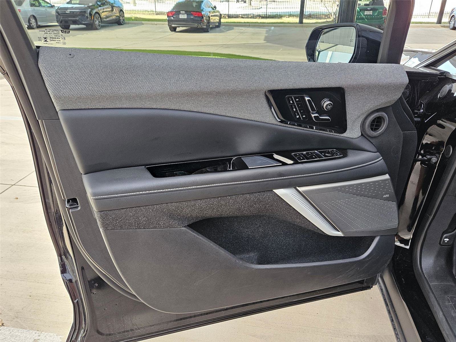New 2026 Cadillac Optiq Sport 2 w/ LPO, Floor Liner Package AWD/4WD image 22