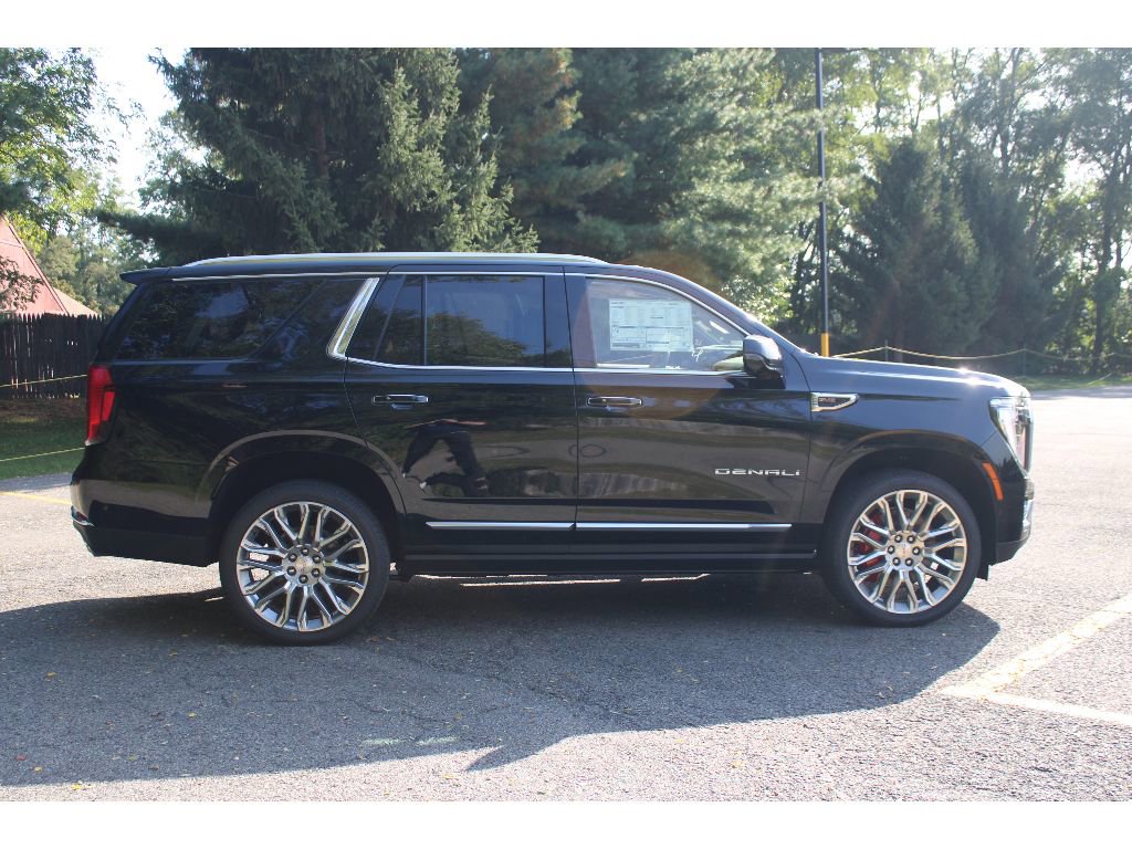 New 2026 GMC Yukon Denali w/ Denali Reserve Package image 10