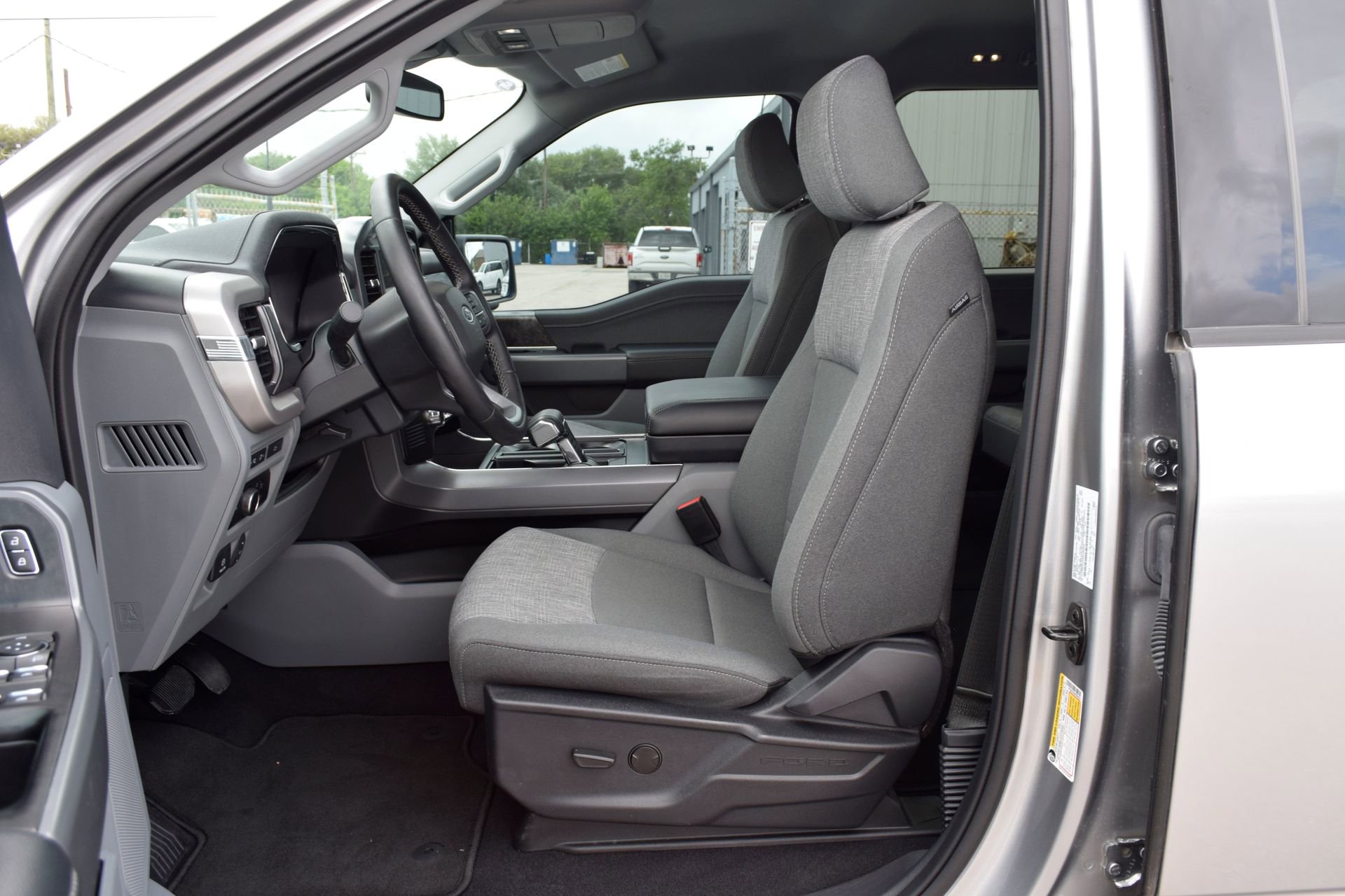 Certified 2023 Ford F150 Lightning XLT AWD/4WD image 18