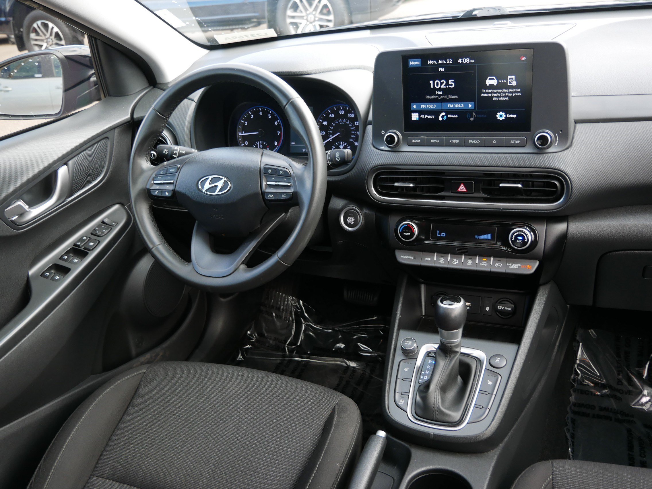 Used 2022 Hyundai Kona SEL w/ Convenience Package AWD/4WD image 9