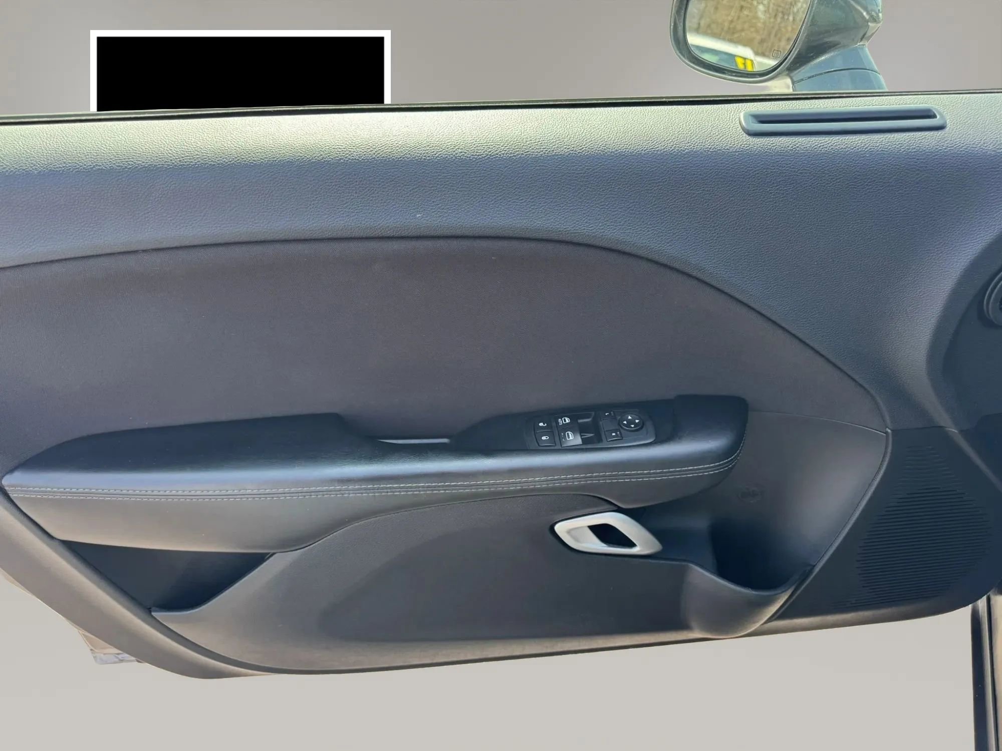 Used 2015 Dodge Challenger SXT w/ Super Sport Group (SS/T) image 12