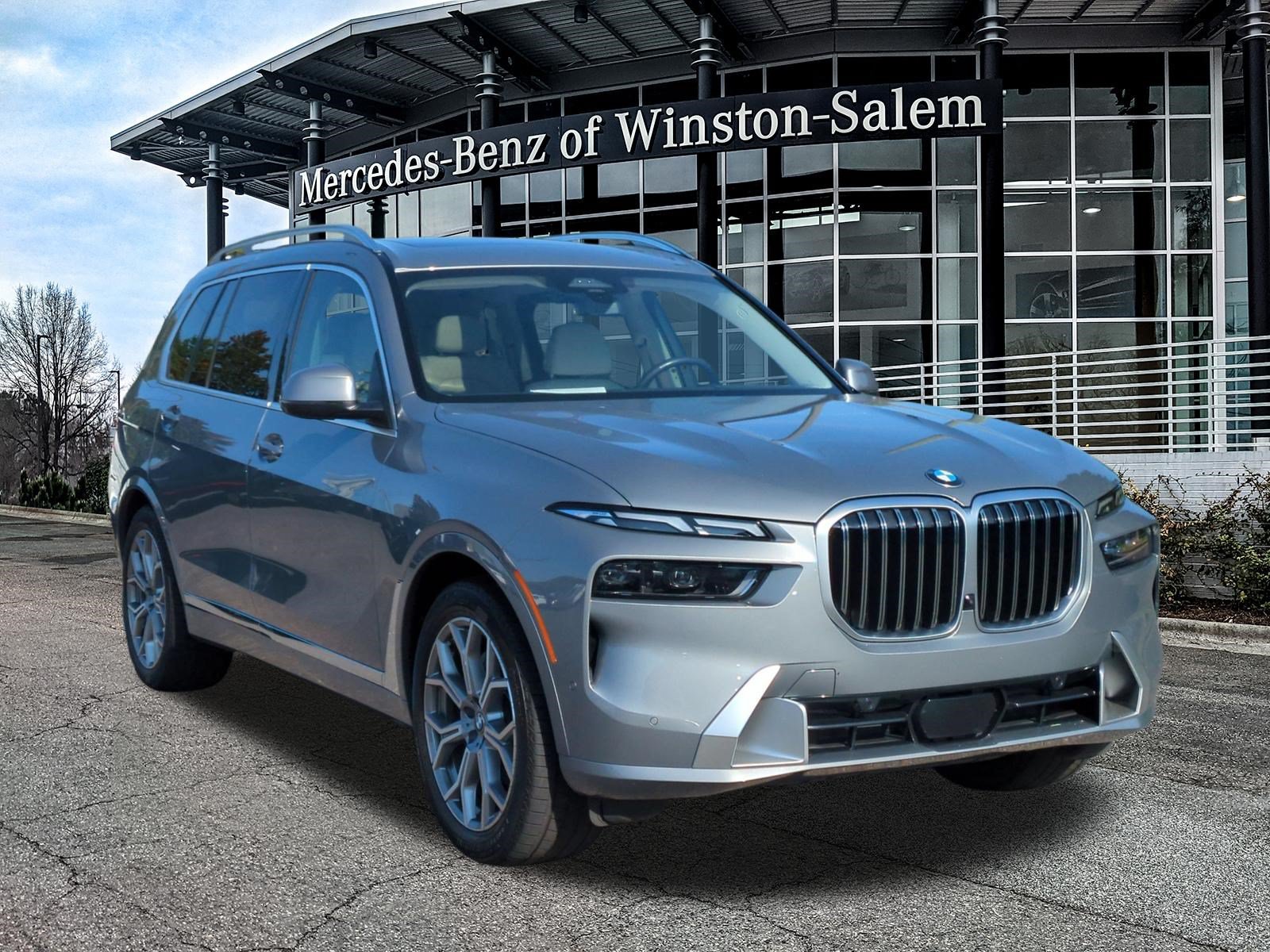 Used 2025 BMW X7 xDrive40i w/ Executive Package AWD/4WD image 1