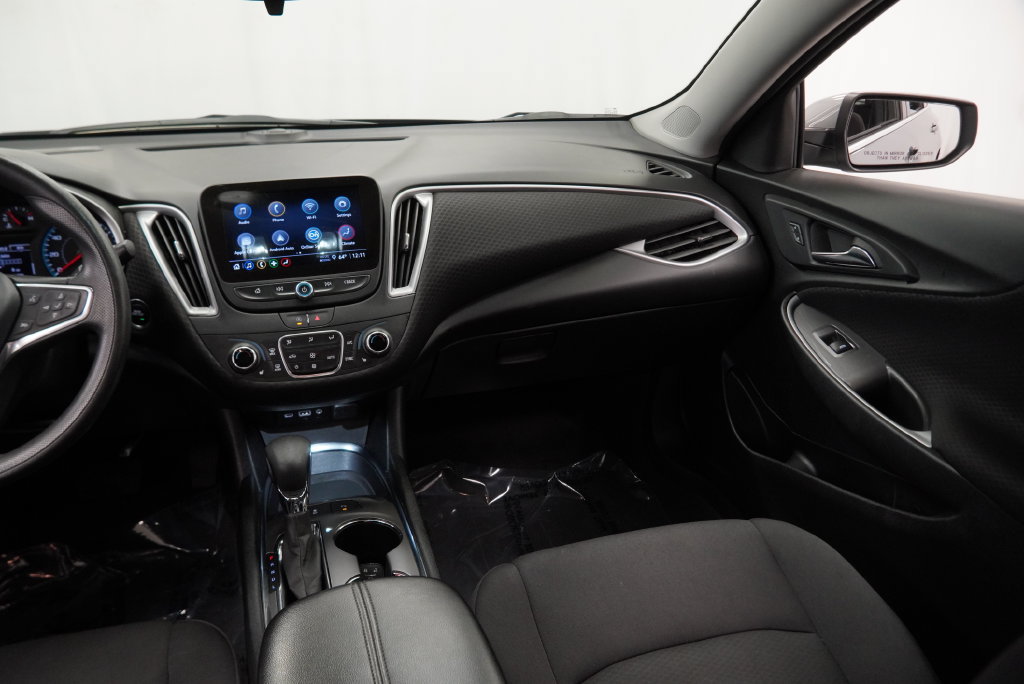 Certified 2024 Chevrolet Malibu LT FWD image 12