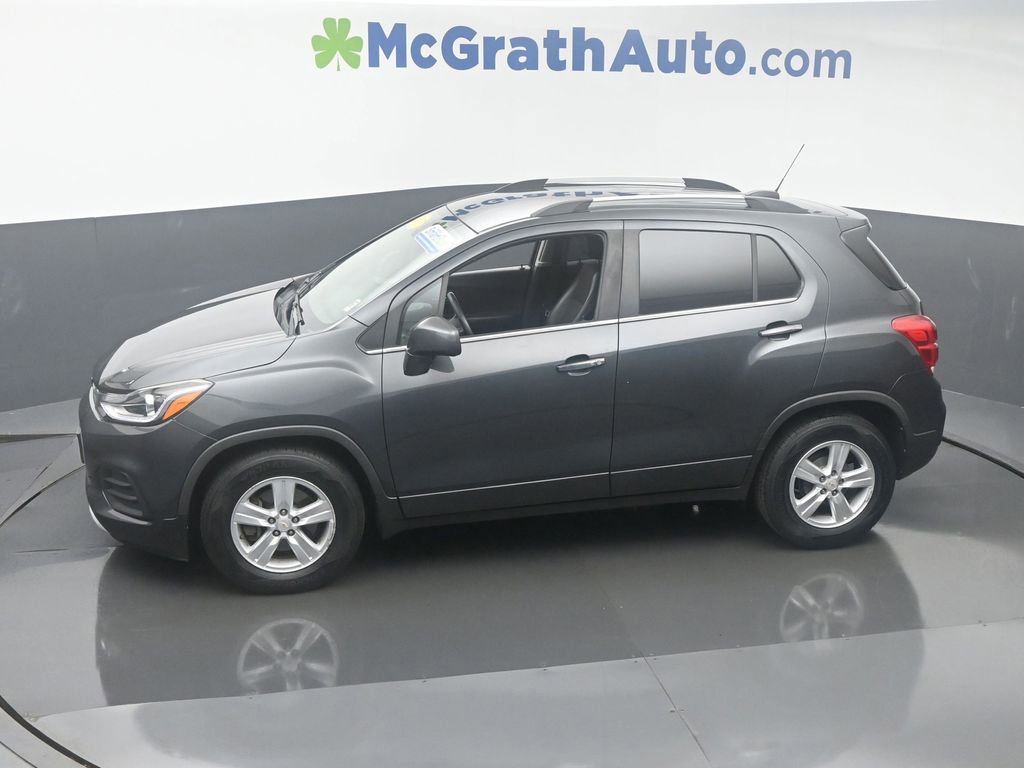 Used 2017 Chevrolet Trax LT w/ LT Convenience Package FWD image 18