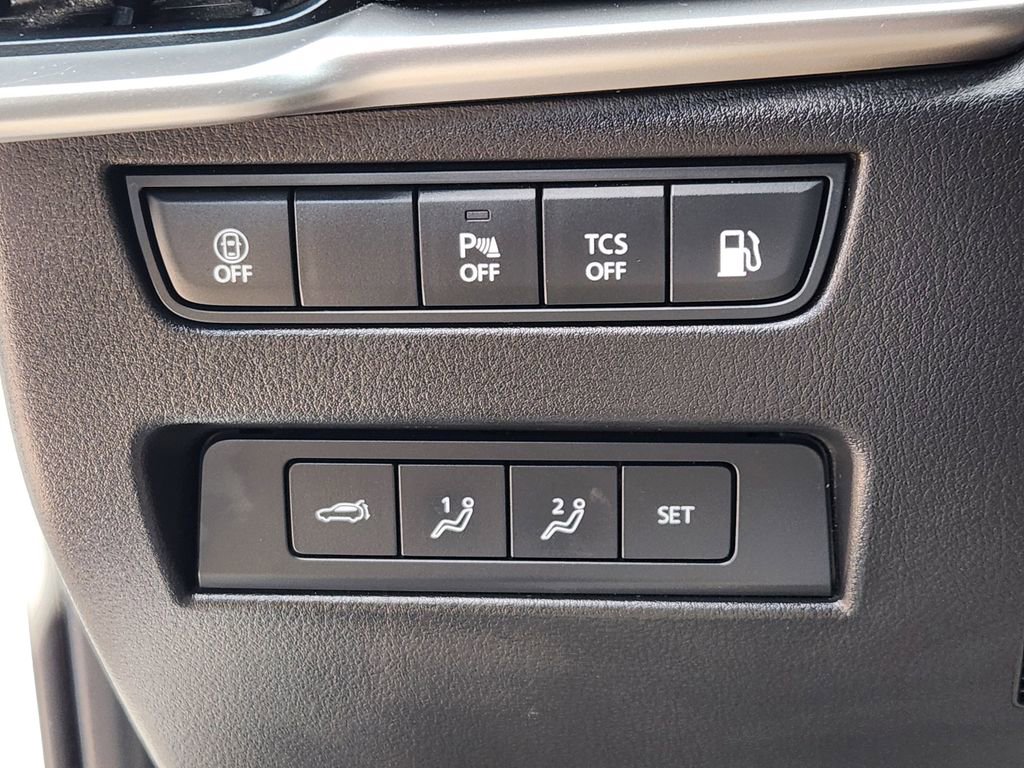 Used 2024 MAZDA CX-90 Plug-In Hybrid w/ Premium Pkg image 11