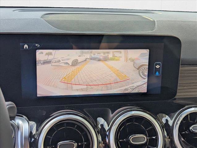 New 2026 Mercedes-Benz GLB 250 image 12
