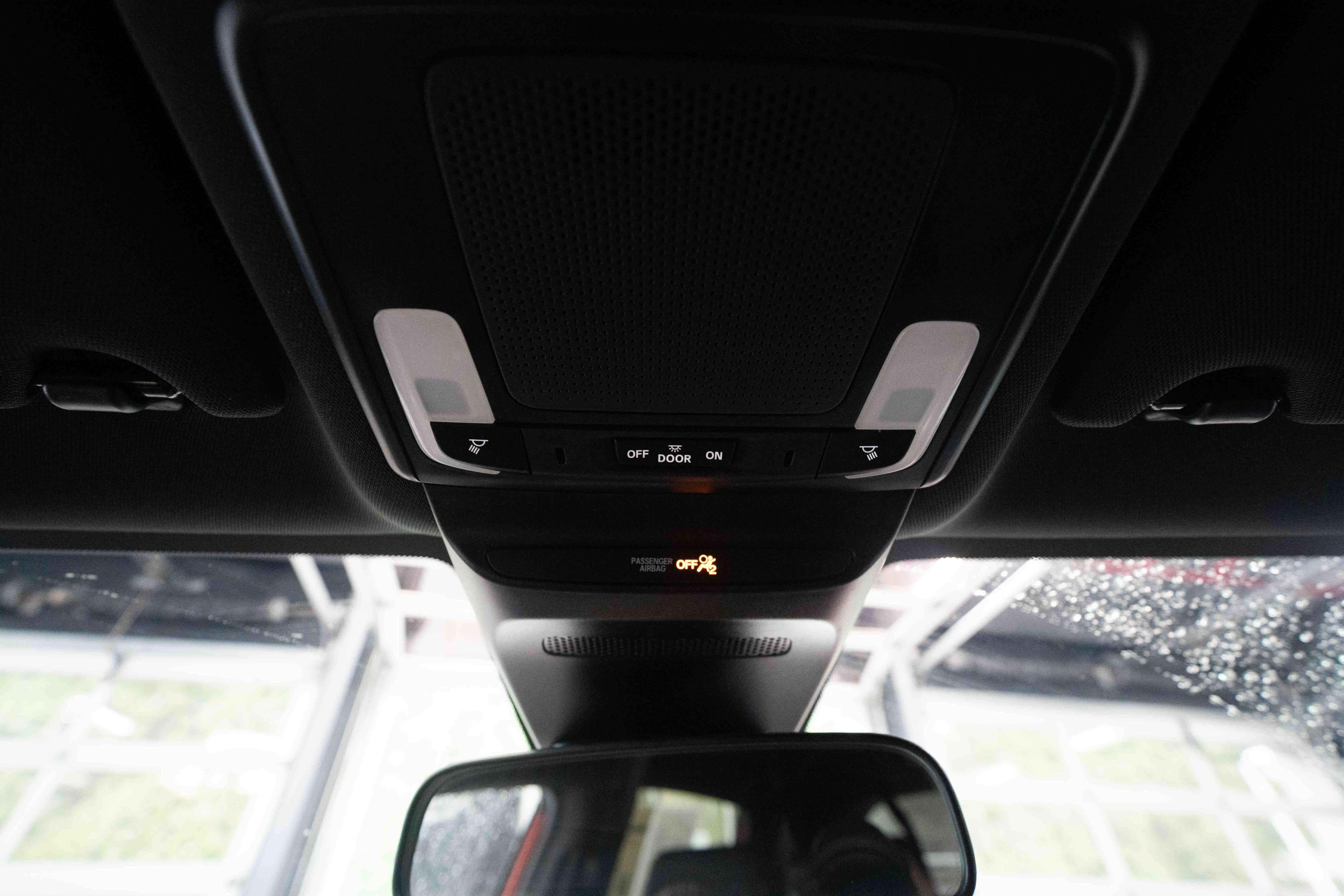 Used 2025 Honda HR-V Sport image 18
