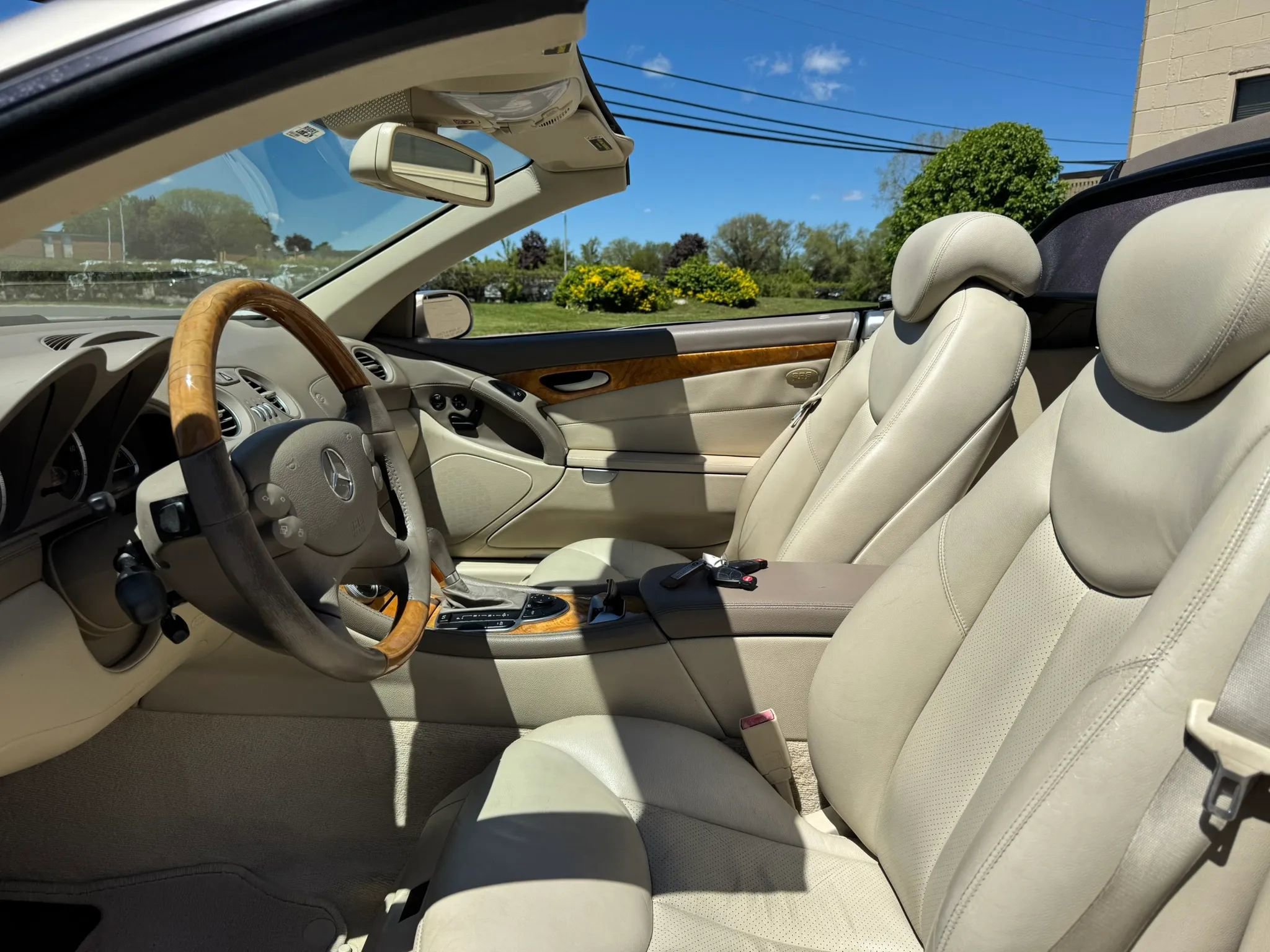 Used 2005 Mercedes-Benz SL 500 image 16