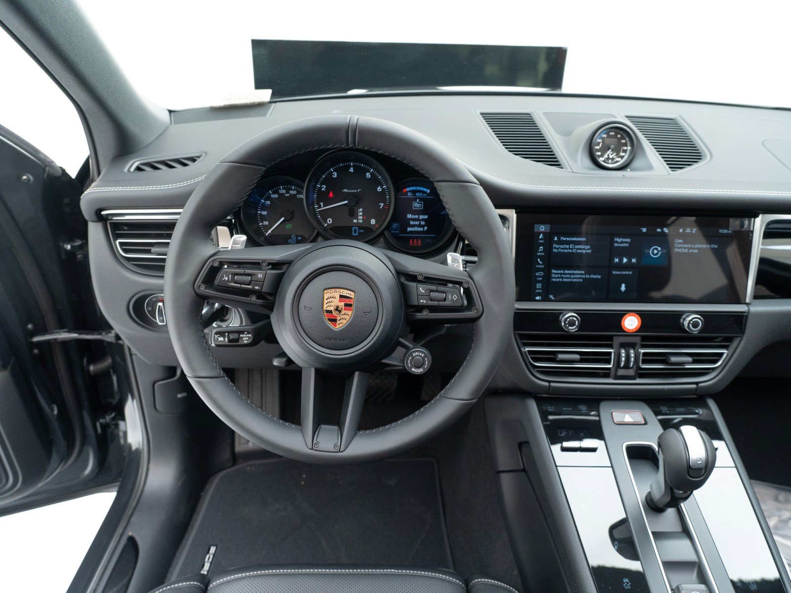 New 2026 Porsche Macan AWD/4WD image 32