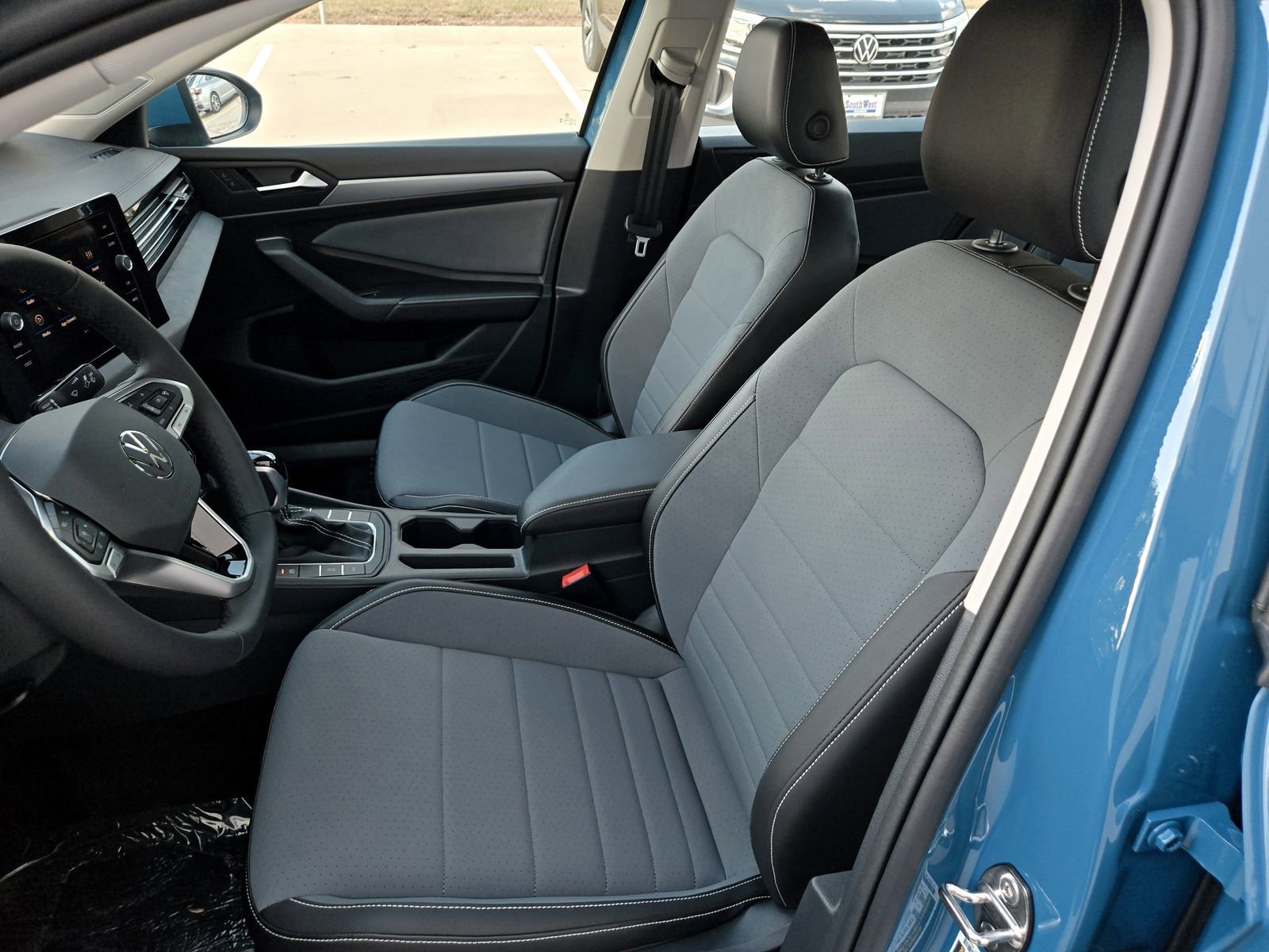 New 2026 Volkswagen Jetta SE image 17