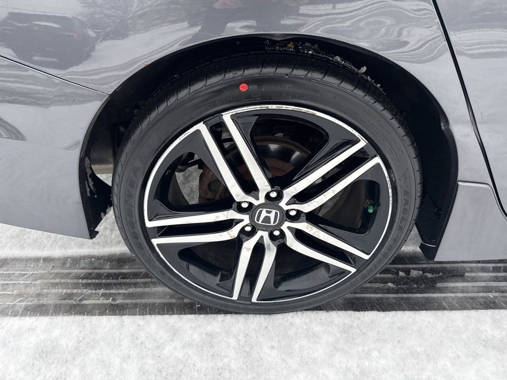 Certified 2017 Honda Accord Sport image 14