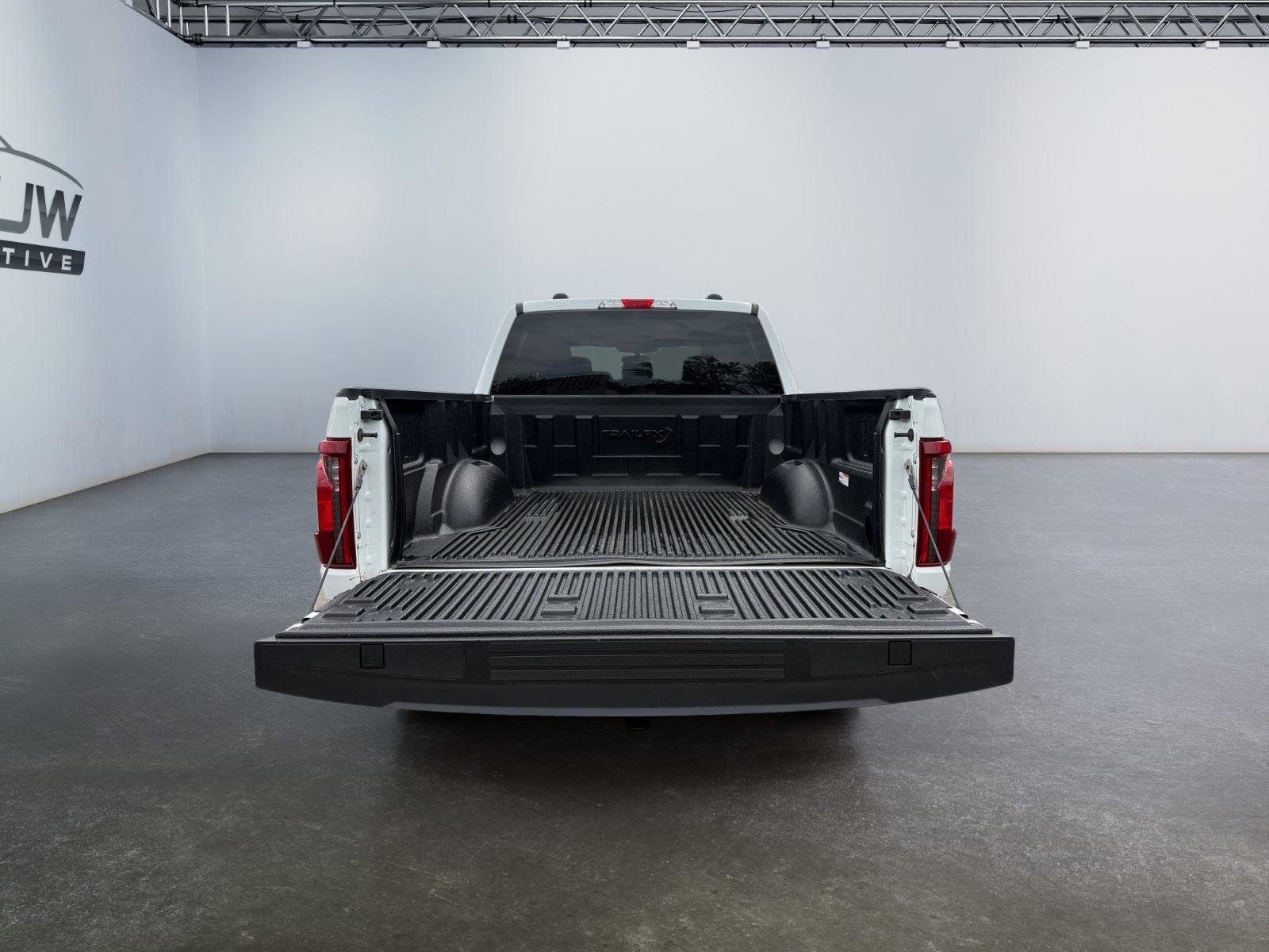 Used 2024 Ford F150 XLT w/ Tow/Haul Package AWD/4WD image 22