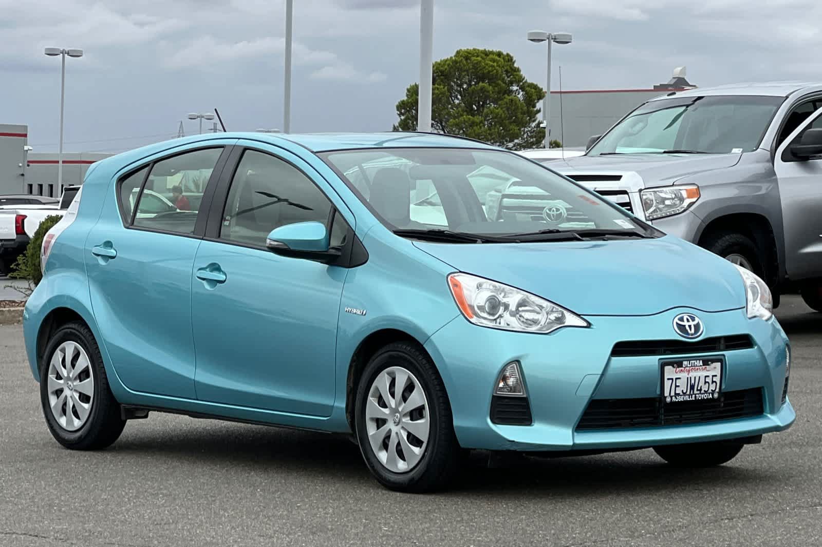 Used 2013 Toyota Prius C One FWD image 5