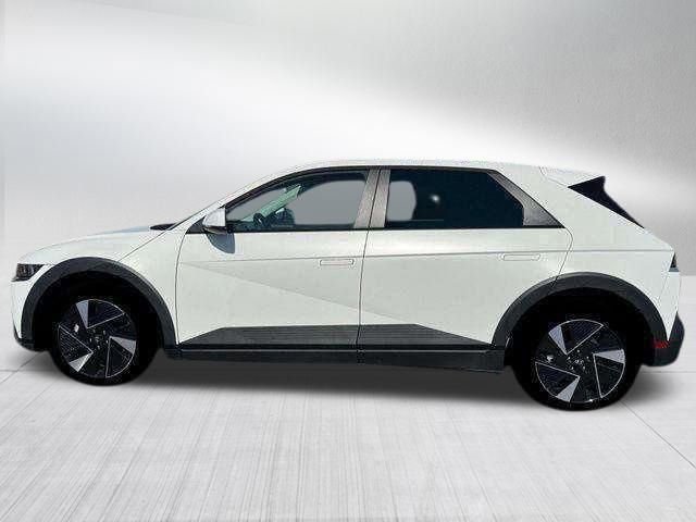 New 2026 Hyundai Ioniq 5 SEL image 3