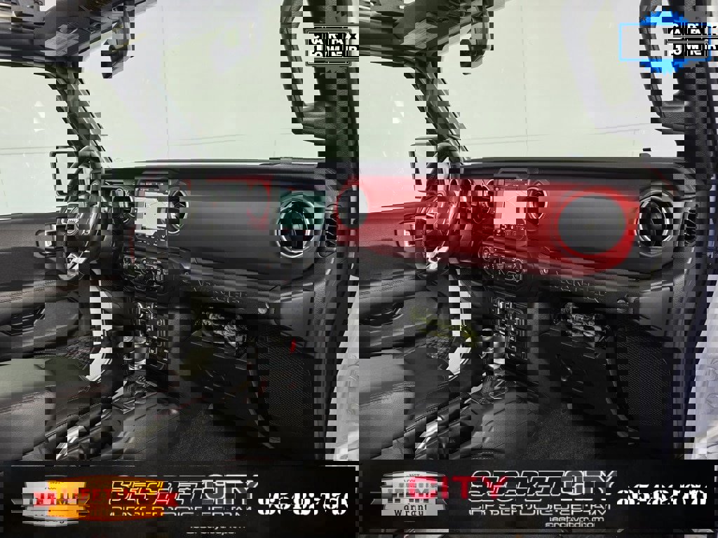 Used 2022 Jeep Wrangler Unlimited Rubicon w/ Xtreme Recon 35" Tire Package image 34