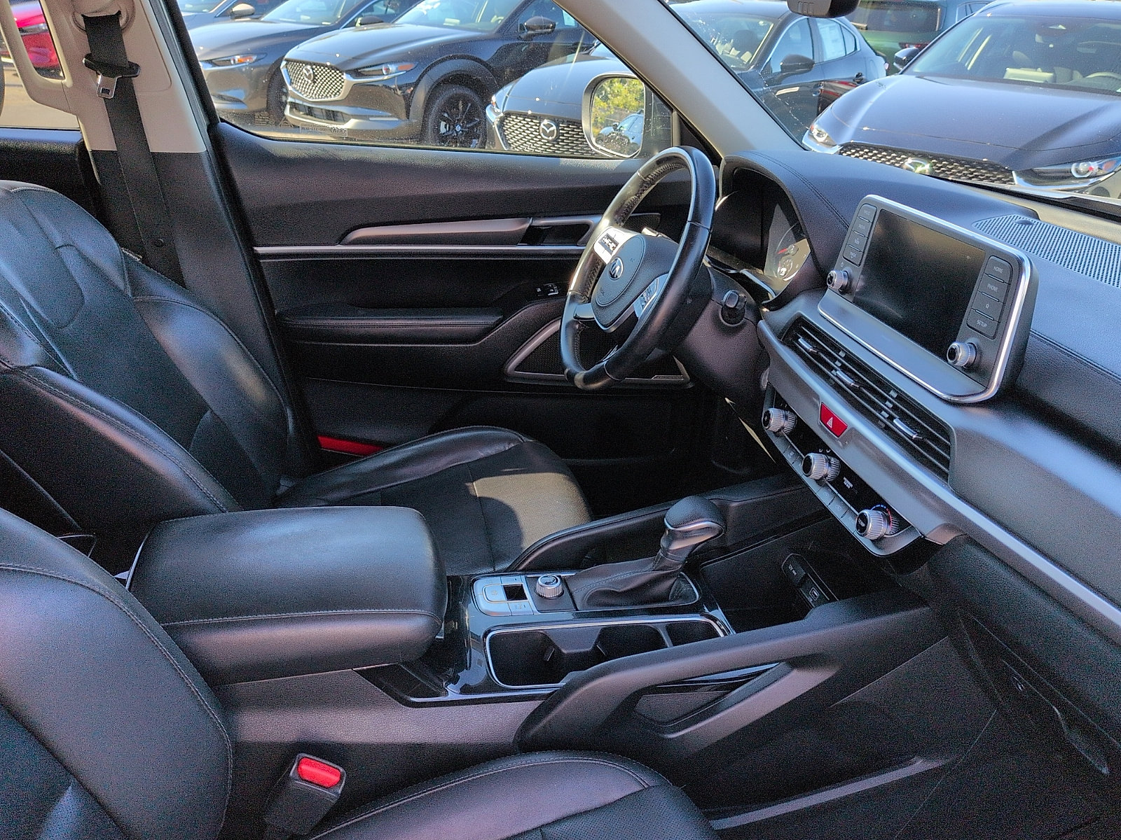 Used 2020 Kia Telluride LX FWD image 7