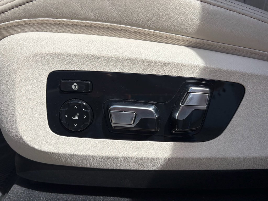 Used 2022 BMW X5 xDrive40i w/ Executive Package image 23