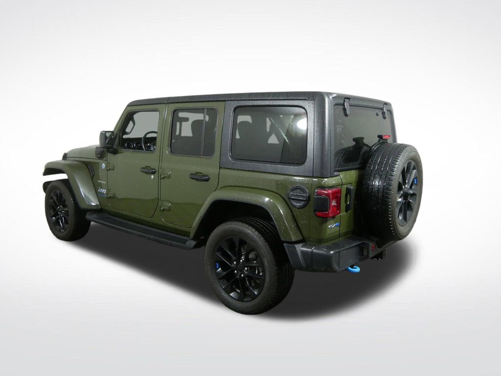 Used 2023 Jeep Wrangler Unlimited Sahara w/ Cold Weather Group AWD/4WD image 10