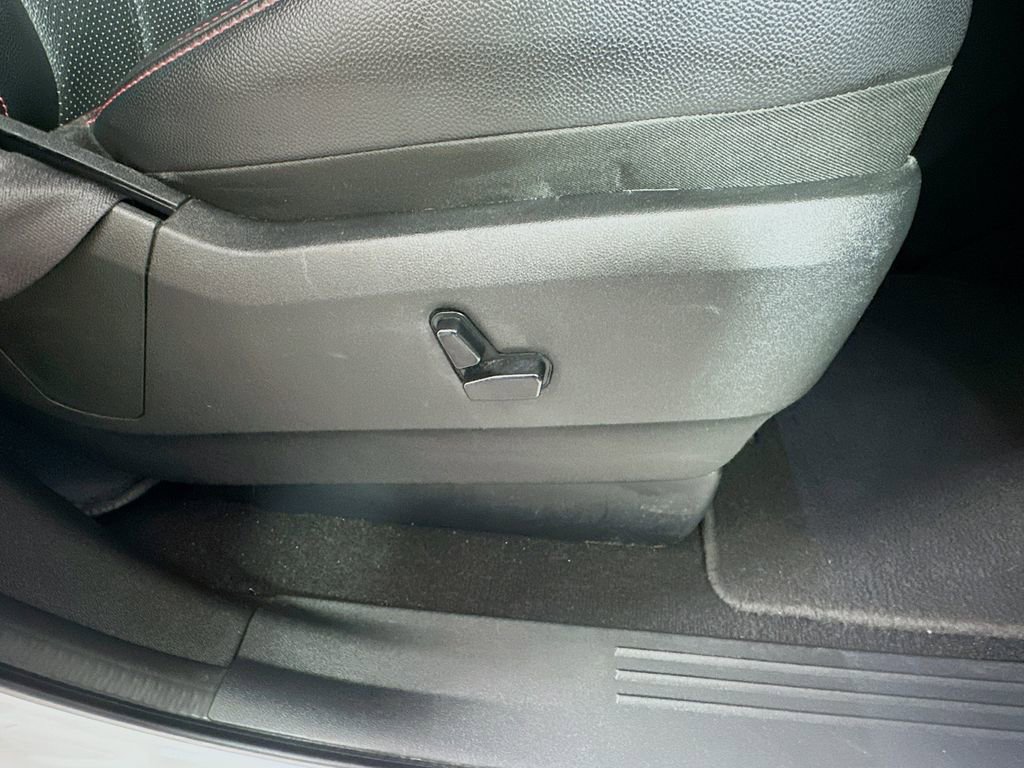 Used 2019 Dodge Grand Caravan GT image 24