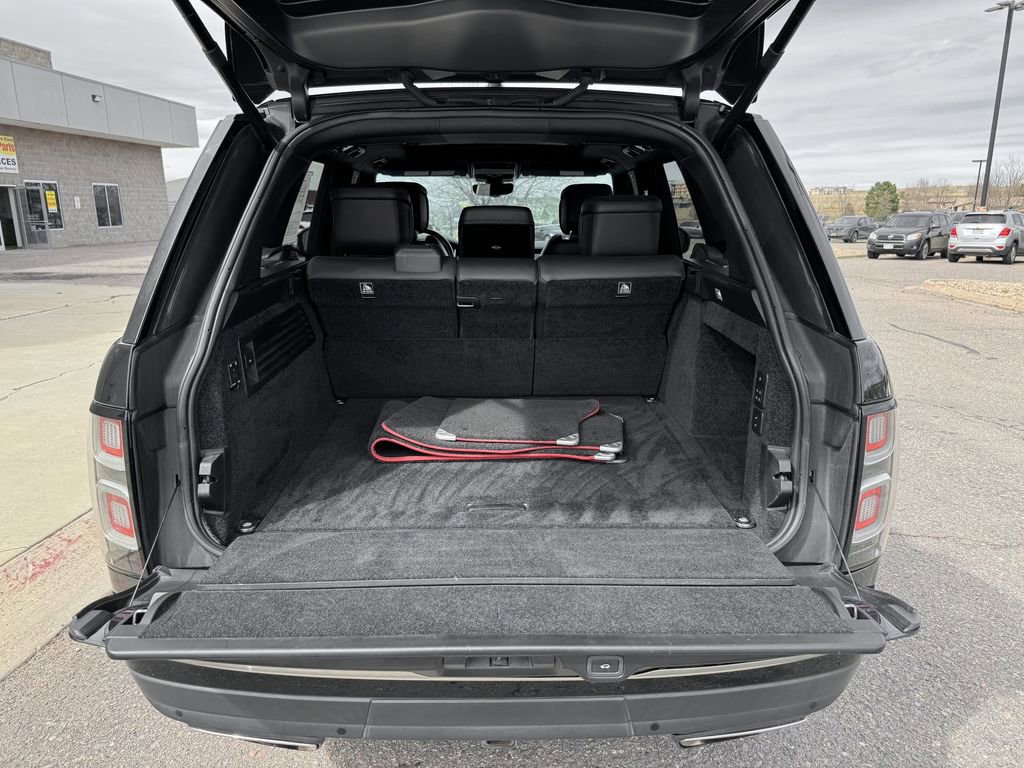 Used 2018 Land Rover Range Rover SV Autobiography Dynamic image 9