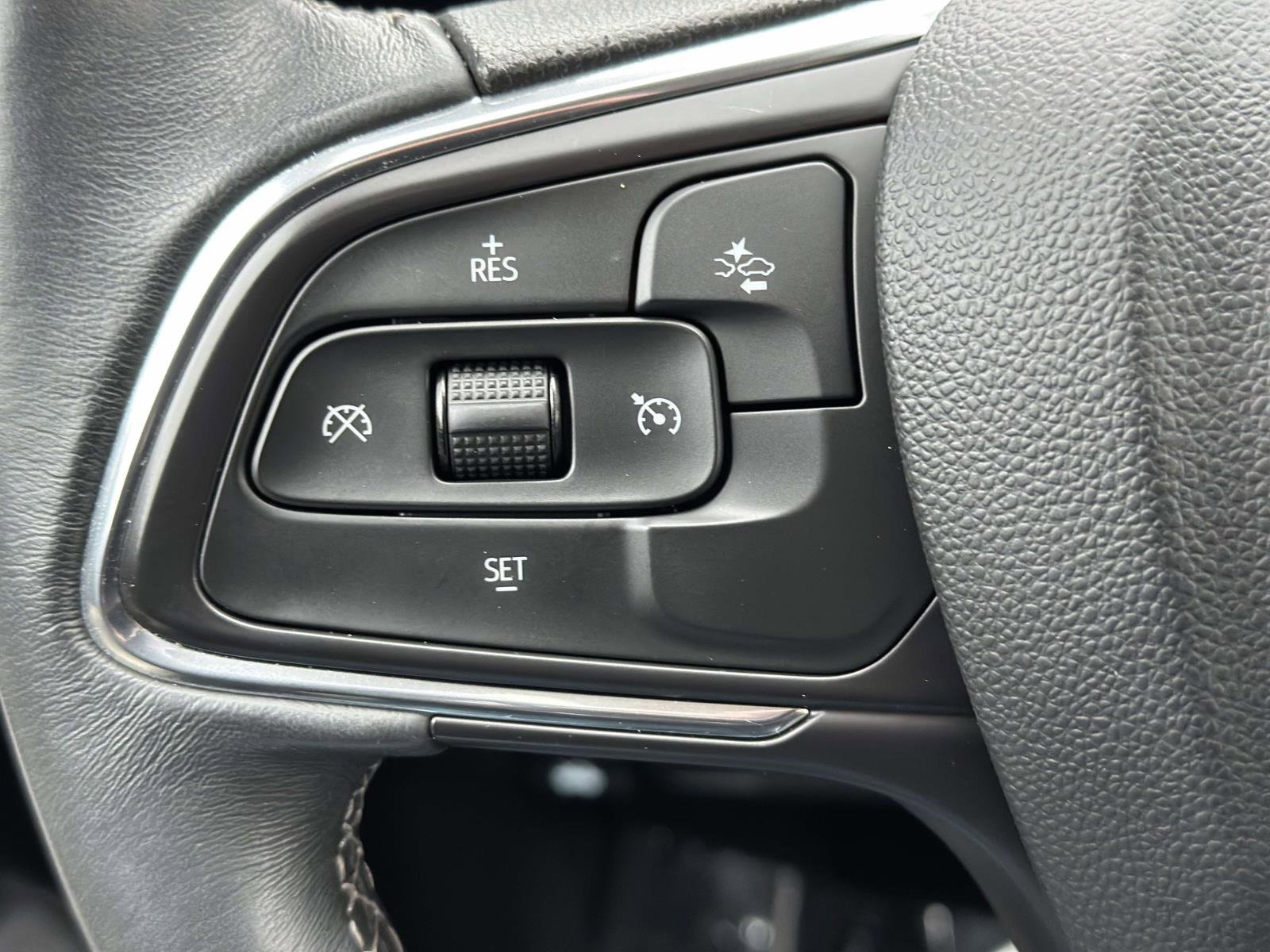 Used 2023 Buick Encore GX Preferred w/ Cold Weather Comfort Package image 14