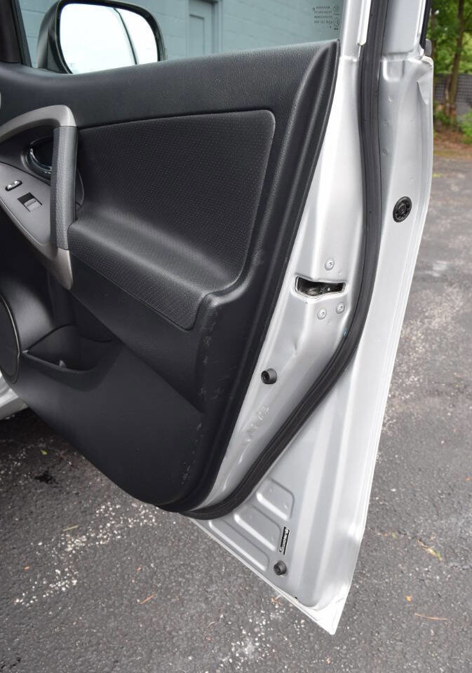 Used 2012 Toyota RAV4 Sport w/ Premium Pkg AWD/4WD image 39