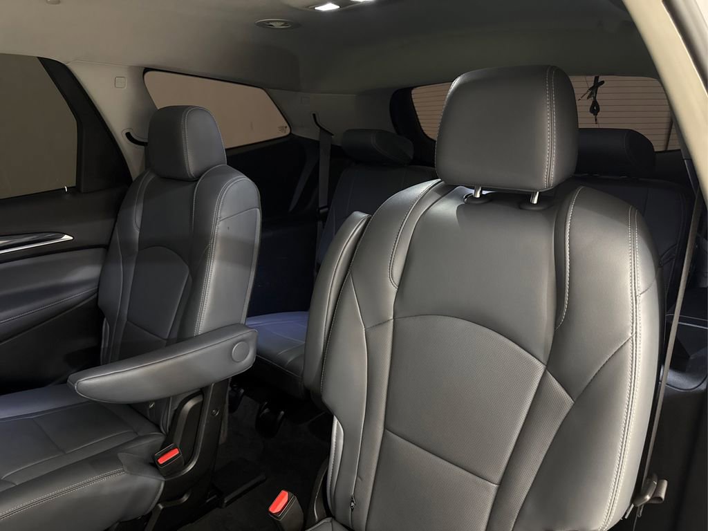 Used 2020 Buick Enclave Essence FWD image 26