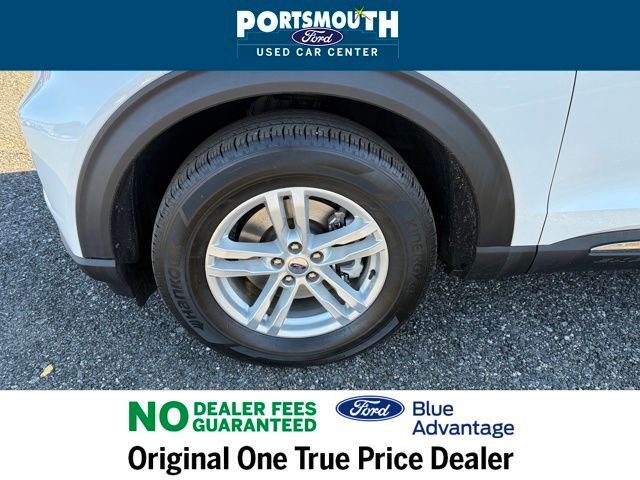 Used 2022 Ford Explorer XLT w/ Equipment Group 202A AWD/4WD image 34