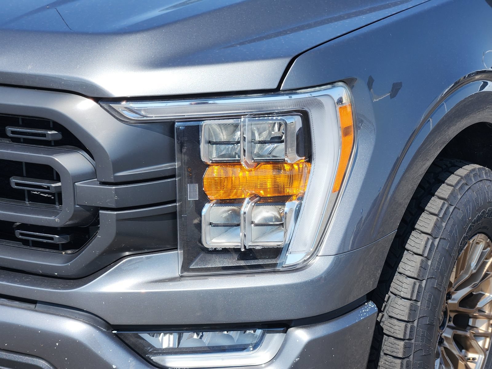 Used 2021 Ford F150 XLT w/ Equipment Group 302A High RWD image 11