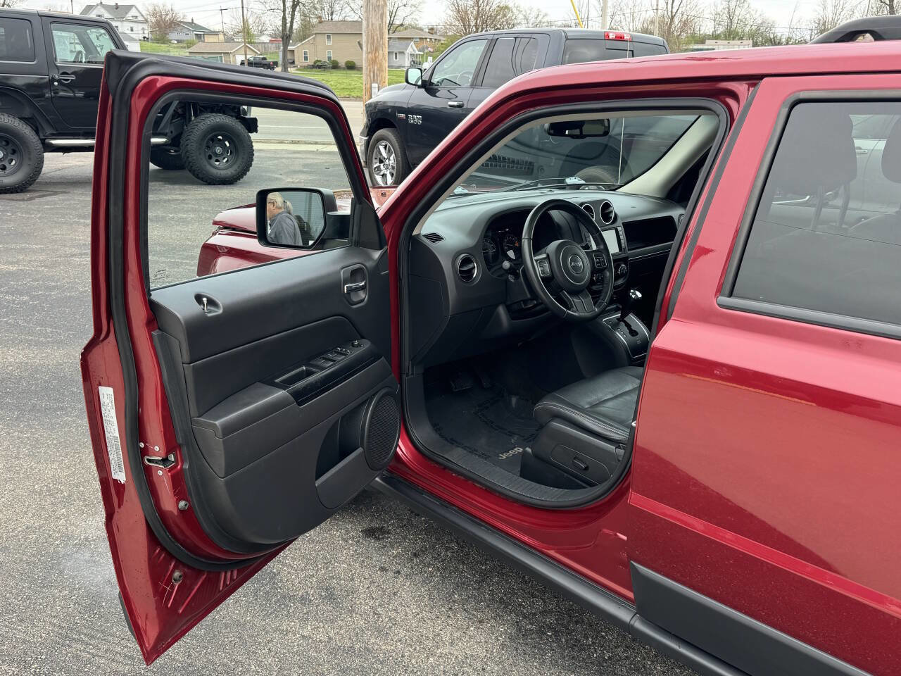 Used 2016 Jeep Patriot High Altitude image 14
