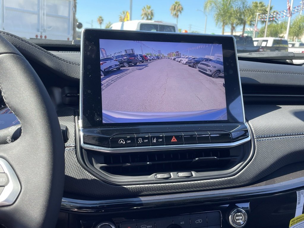 New 2026 Jeep Compass Latitude image 27